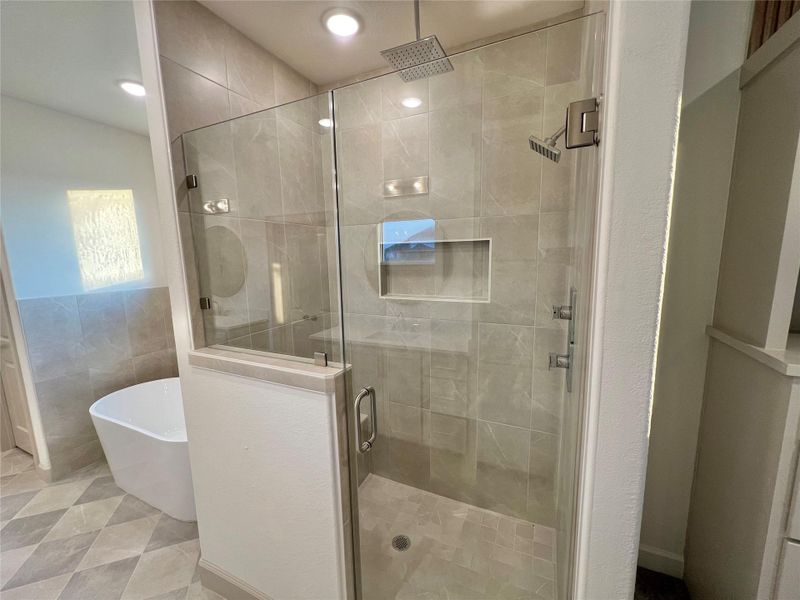 Furnished interior view inside a new home in , Angleton (Image 5).