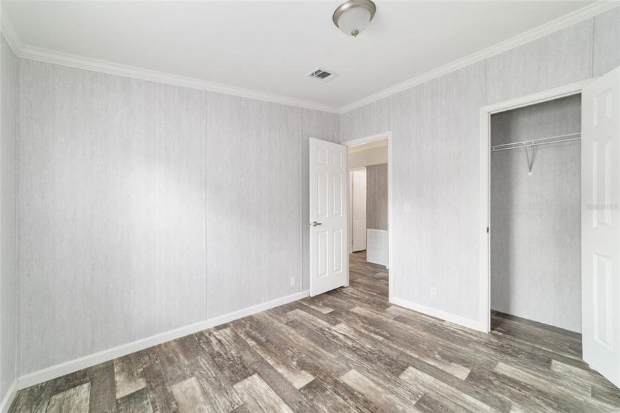 Spacious, unfurnished interior of a new home in , Ocala (Image 21).