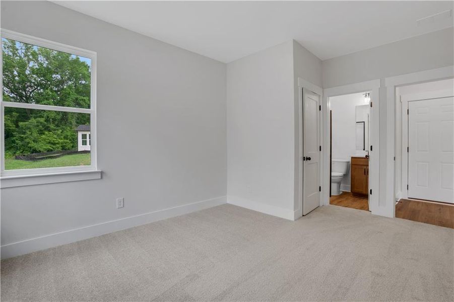 Spacious, unfurnished interior of a new home in , Loganville (Image 30). Spacious, unfurnished interior of a new home in , Loganville (Image 30).
