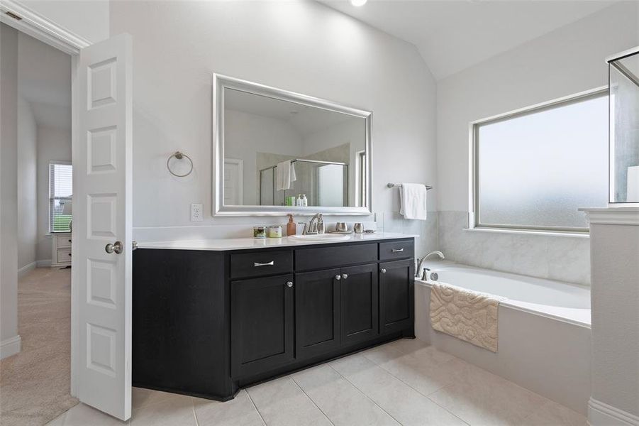 Furnished interior view inside a new home in , Greenville (Image 35).