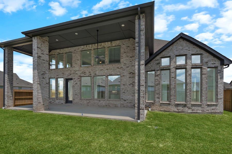 Exterior details and patio area of a home in Coastal Point, League City (Image 3). Exterior details and patio area of a home in Coastal Point, League City (Image 3).