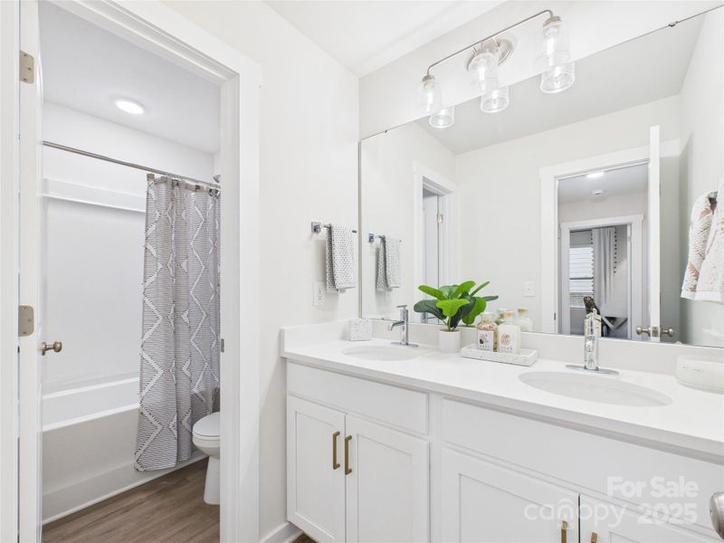 Hall Bath with dual sinks Hall Bath with dual sinks