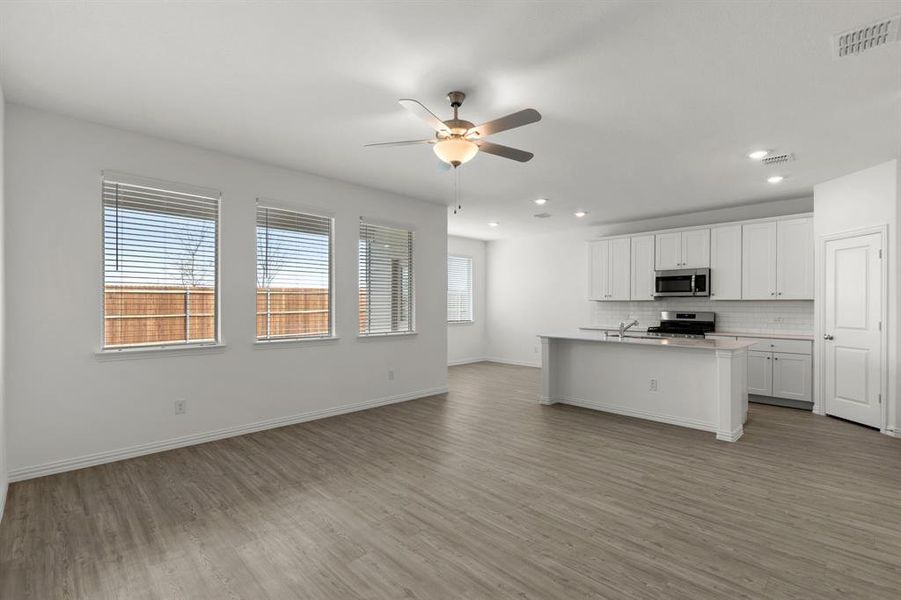 Spacious, unfurnished interior of a new home in , McKinney (Image 35).