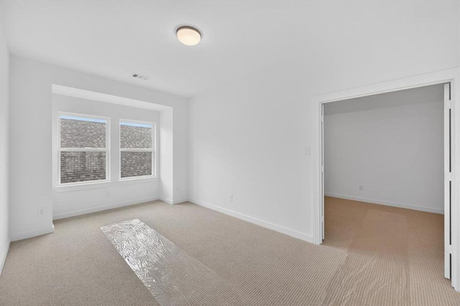 Spacious, unfurnished interior of a new home in Sandbrock Ranch, Aubrey (Image 18).