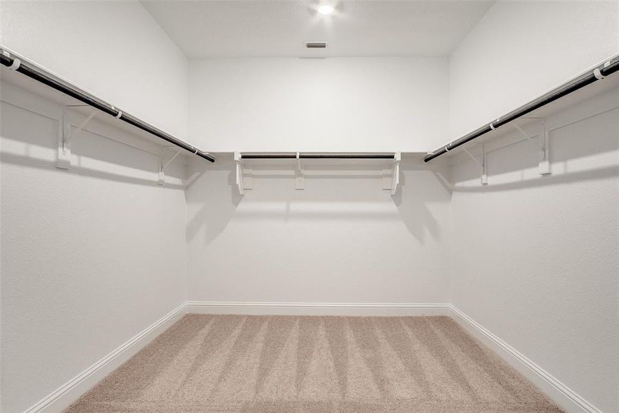 Spacious, unfurnished interior of a new home in Sierra Vista at Kelly Ranch, Aledo (Image 17).