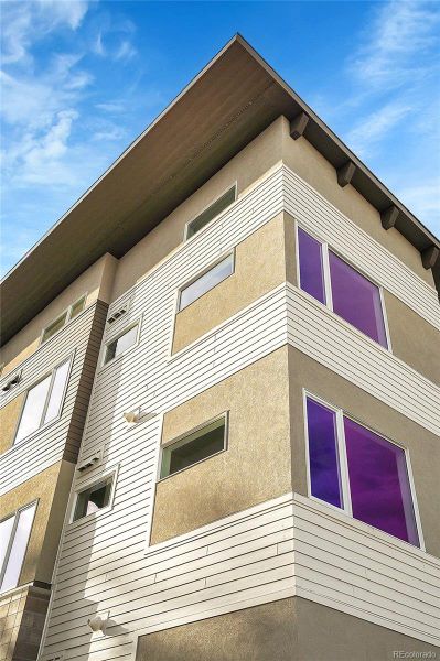 Image 48 of a home in .