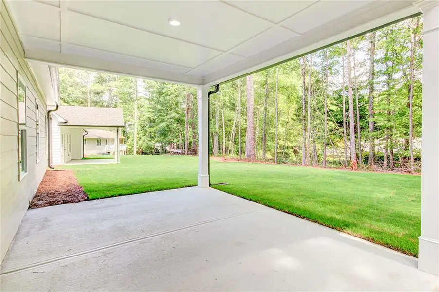 Exterior details and patio area of a home in , Villa Rica (Image 4).