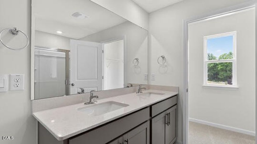 Honeycutt Oaks_Hayden K_58_Gray_NOFP_SPE
