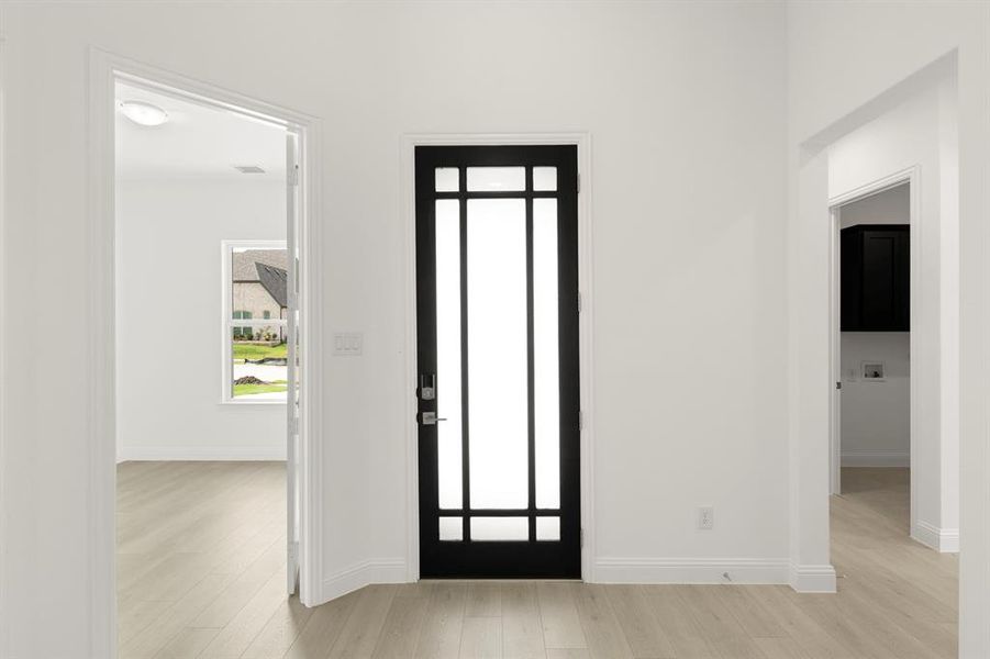 05. 2027 Clairmount - Entry 05. 2027 Clairmount - Entry