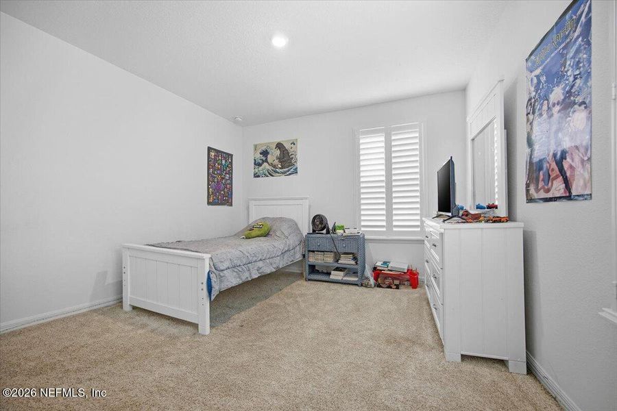 Furnished interior view inside a new home in , Middleburg (Image 16).