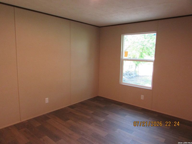 Spacious, unfurnished interior of a new home in , San Antonio (Image 20).