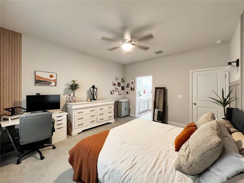 Furnished interior view inside a new home in , Zephyrhills (Image 16).