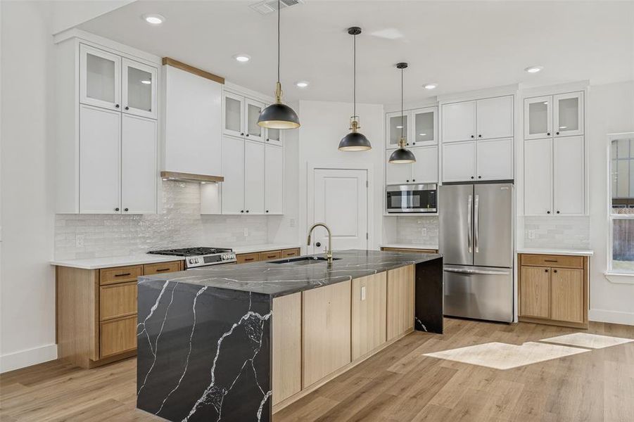 Furnished interior view inside a new home in , Dallas (Image 10).
