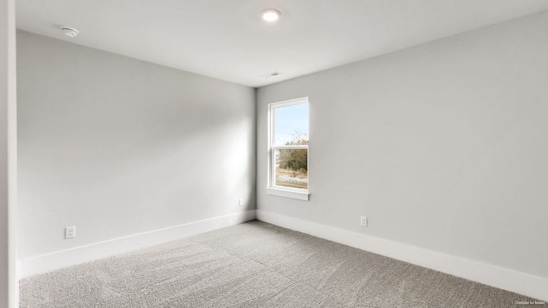 Spacious, unfurnished interior of a new home in Vineyard Trail, Jacksonville (Image 29).