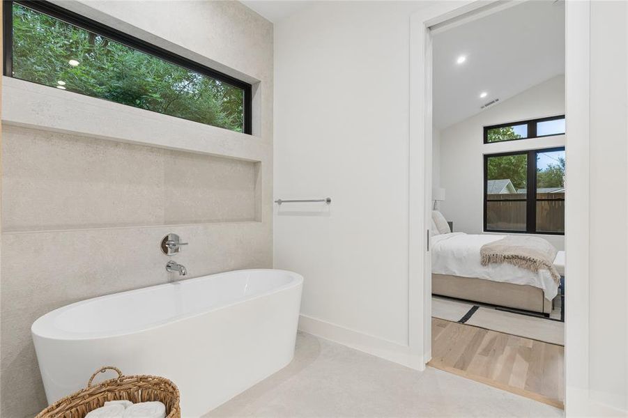 Furnished interior view inside a new home in , Dallas (Image 15).