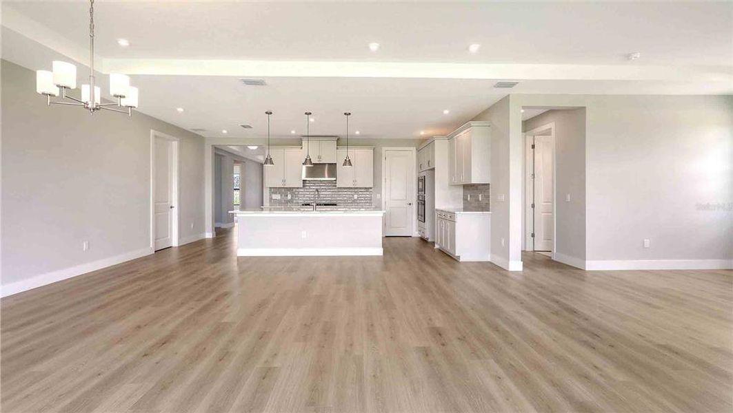 Spacious, unfurnished interior of a new home in Woodland Preserve, Parrish (Image 30).