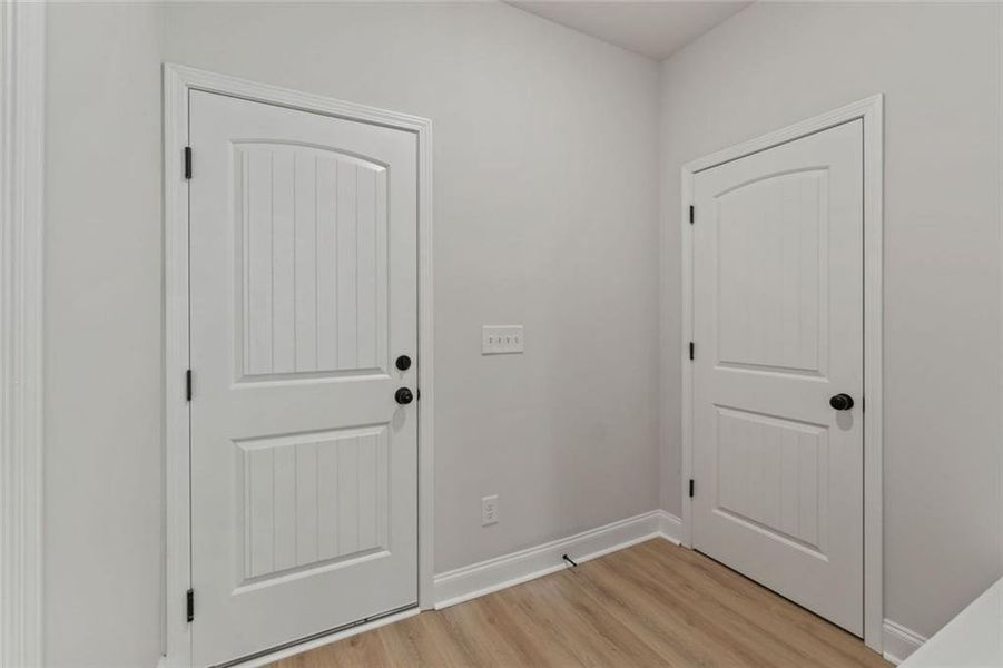 Spacious, unfurnished interior of a new home in , Alto (Image 34).