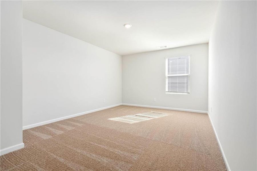 Spacious, unfurnished interior of a new home in Jones Crossing, Hogansville (Image 20). Spacious, unfurnished interior of a new home in Jones Crossing, Hogansville (Image 20).