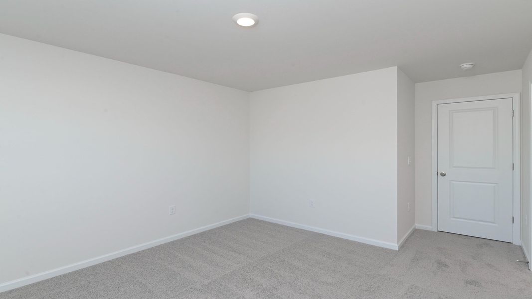 Spacious, unfurnished interior of a new home in Hunter's Branch, Hopkins (Image 25).