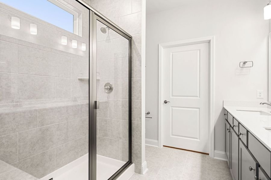 Furnished interior view inside a new home in Sun City Hilton Head, Bluffton (Image 3).