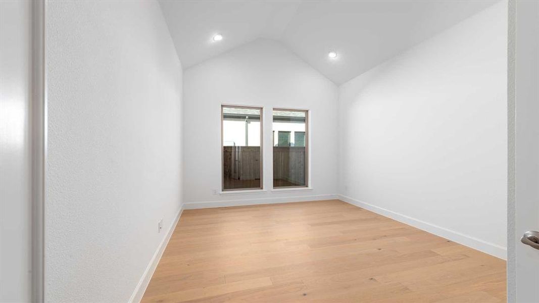 Spacious, unfurnished interior of a new home in Terraces 72', Rockwall (Image 15). Spacious, unfurnished interior of a new home in Terraces 72', Rockwall (Image 15).