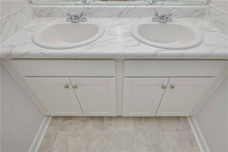 Close-up of interior finishes inside a home in , Villa Rica (Image 11).