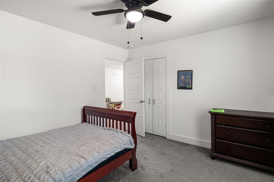 Furnished interior view inside a new home in , Granbury (Image 14).