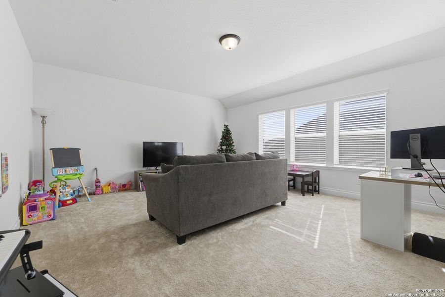 Furnished interior view inside a new home in , San Antonio (Image 30). Furnished interior view inside a new home in , San Antonio (Image 30).