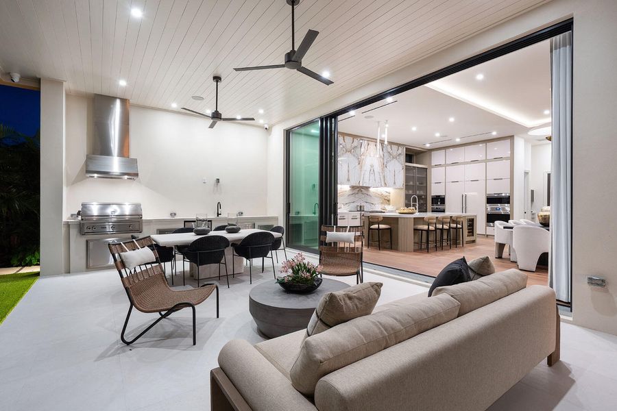 2212_Date_Palm_Road_Dusk_17