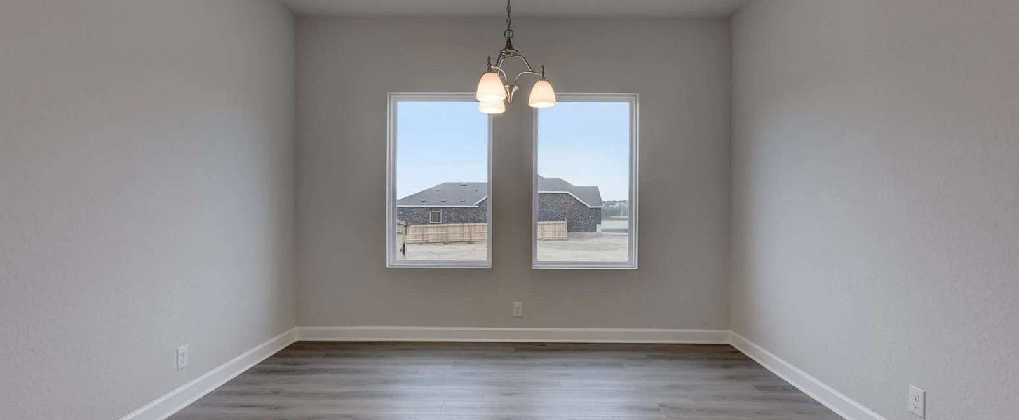Representative unfurnished interior of a home built from the Laurel by Ashton Woods in Arcadia Ridge, San Antonio (Image 19).