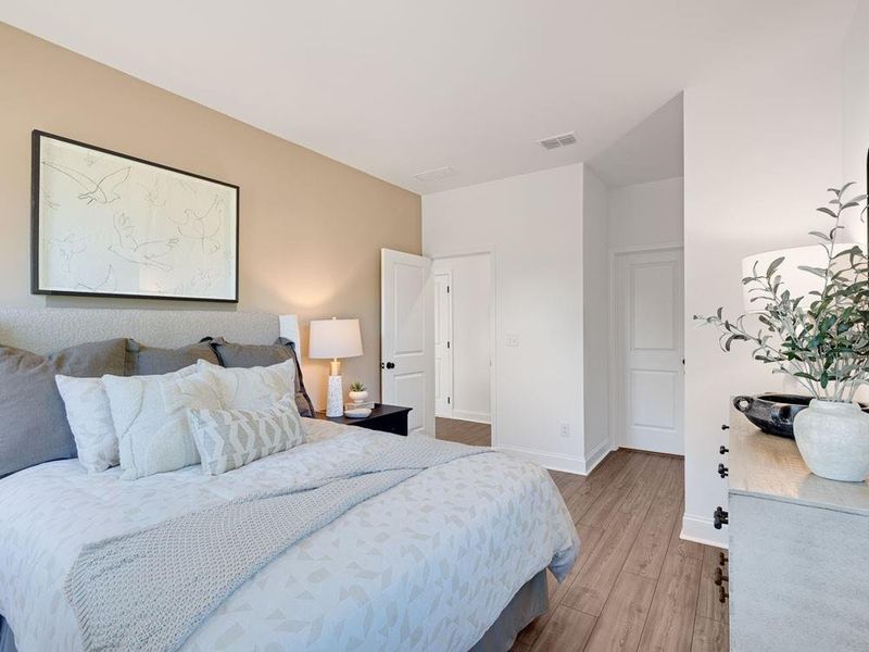 Furnished interior view inside a new home in Auburn Glen, Dacula (Image 18). Furnished interior view inside a new home in Auburn Glen, Dacula (Image 18).