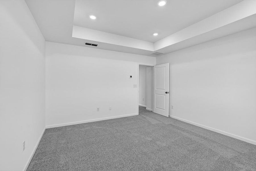 Spacious, unfurnished interior of a new home in Chandler Run, Tucker (Image 27).