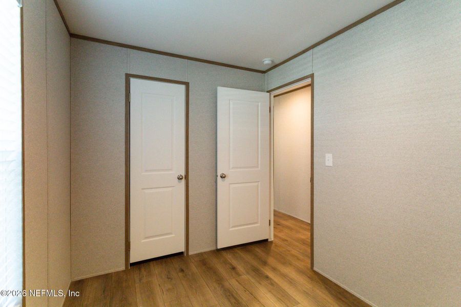 Spacious, unfurnished interior of a new home in , Jacksonville (Image 27).