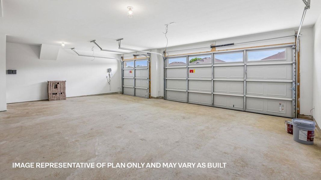 Spacious, unfurnished interior of a new home in Riverview, Georgetown (Image 47).