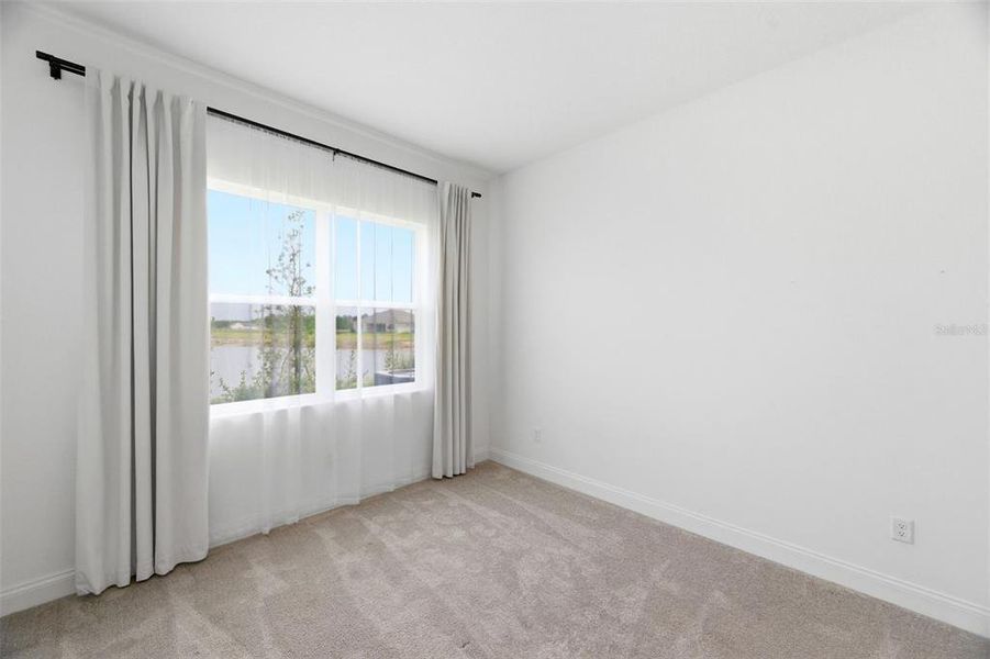 Spacious, unfurnished interior of a new home in Tamarack at Two Rivers, Zephyrhills (Image 24).