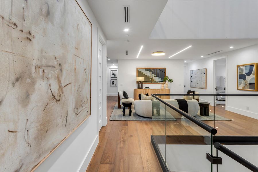 Furnished interior view inside a new home in , Fort Lauderdale (Image 43). Furnished interior view inside a new home in , Fort Lauderdale (Image 43).