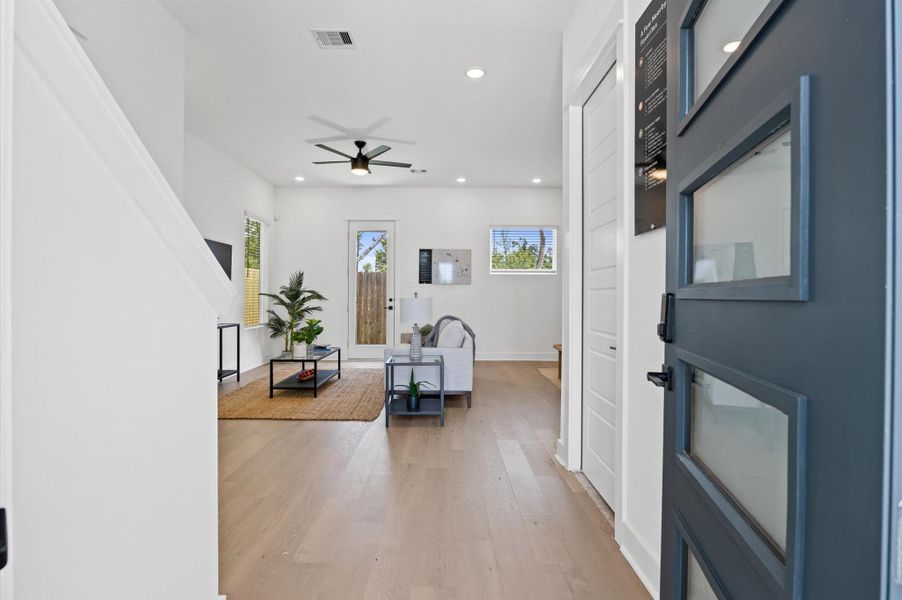 5810 Highland Sky Ln. - Come in! 5810 Highland Sky Ln. - Come in!