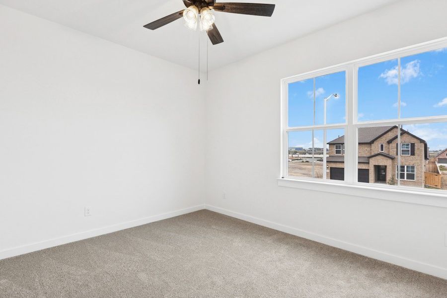 Spacious, unfurnished interior of a new home in Mayfair, New Braunfels (Image 24).