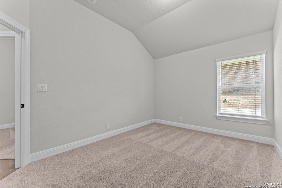 Spacious, unfurnished interior of a new home in Davis Ranch 60', San Antonio (Image 28). Spacious, unfurnished interior of a new home in Davis Ranch 60', San Antonio (Image 28).