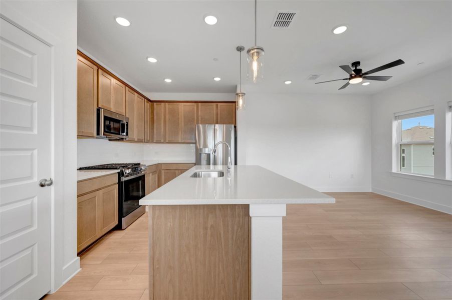 Kitchen - Family Room
