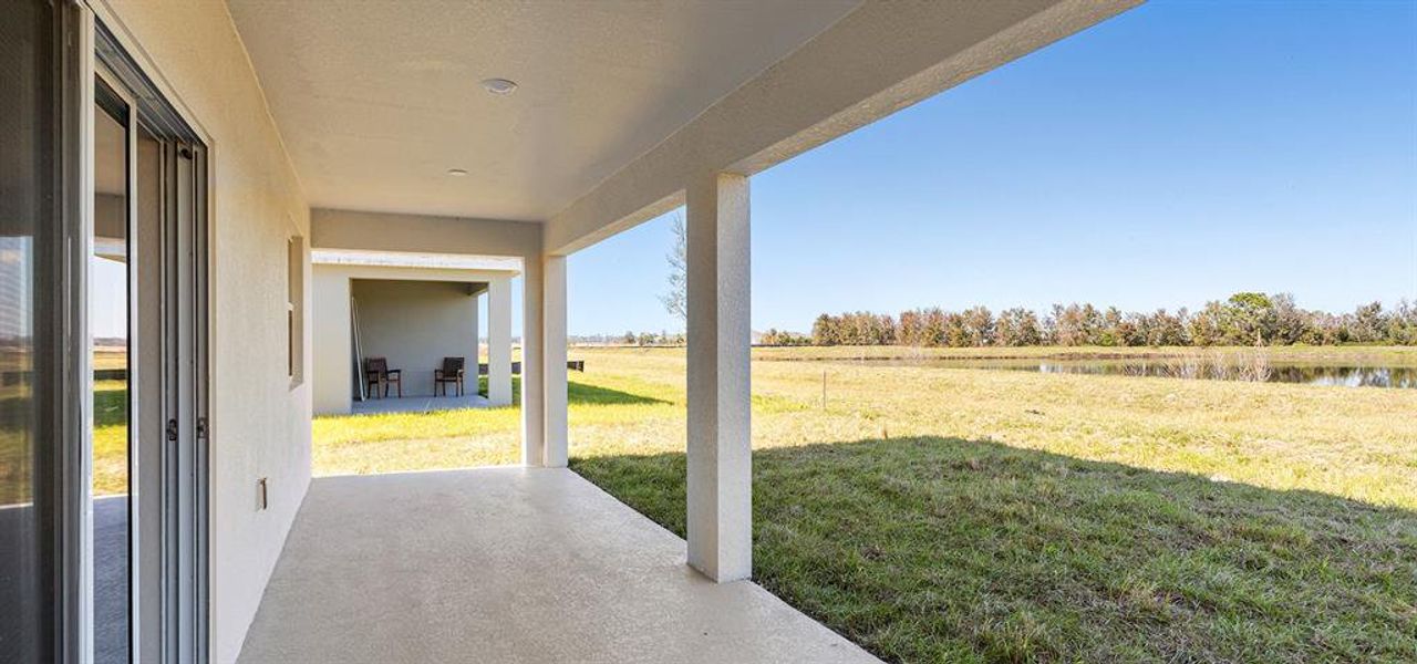Exterior details and patio area of a home in The Crossings - Single-Family Homes, St. Cloud (Image 2).