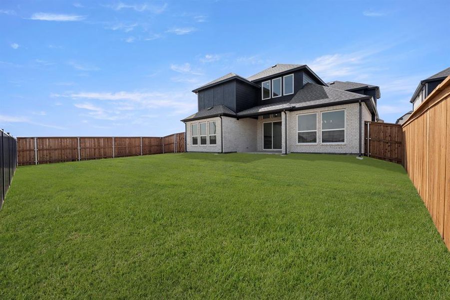 27. 9613 Westchester - Back (2)