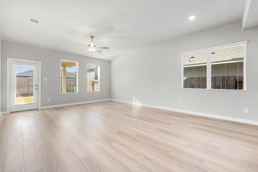 Spacious, unfurnished interior of a new home in Sundance Cove - Premier Series, Crosby (Image 21).