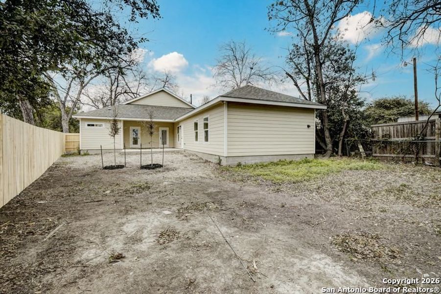 Exterior details and patio area of a home in , San Antonio (Image 20).