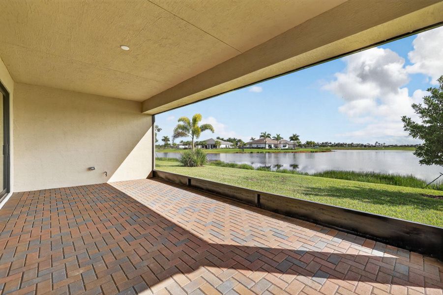 Exterior details and patio area of a home in , Port St. Lucie (Image 27).