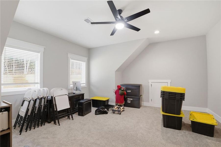 Furnished interior view inside a new home in , Jasper (Image 44).