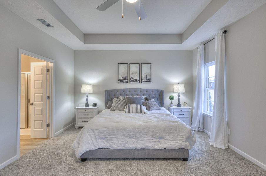 Furnished interior view inside a new home in Legacy Preserve, Tullahoma (Image 11). Furnished interior view inside a new home in Legacy Preserve, Tullahoma (Image 11).