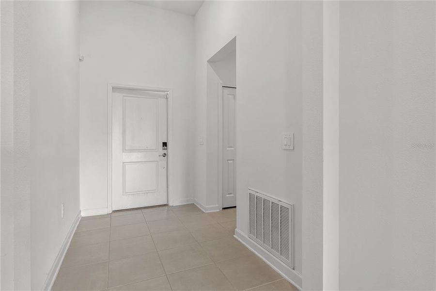 Spacious, unfurnished interior of a new home in Providence: Garden Hills Estate Collection, Davenport (Image 16).