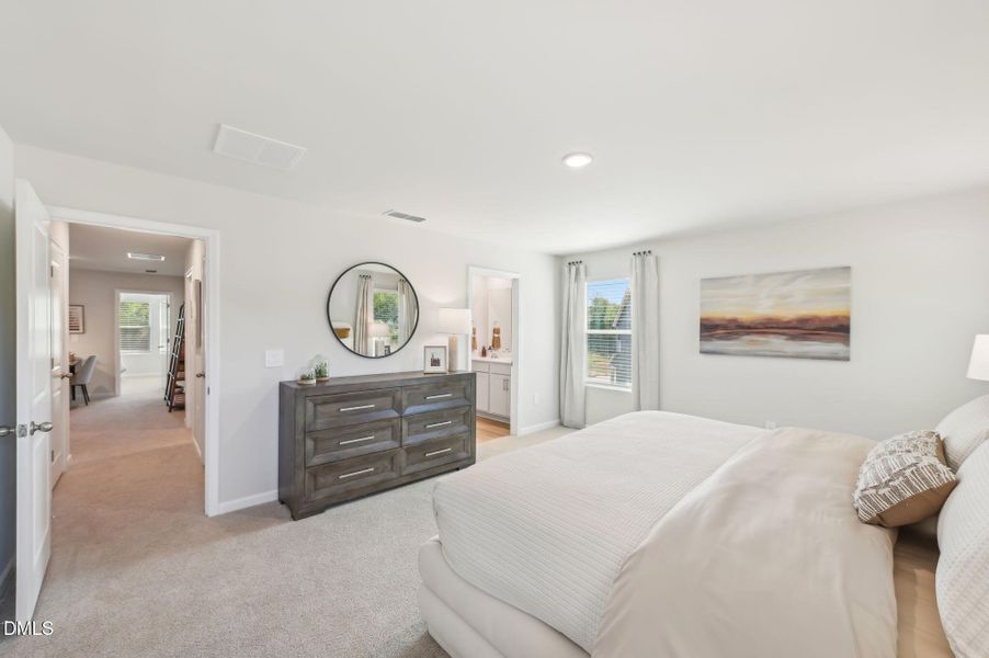 19-web-or-mls-Raleigh - Oakwood - 1066 W