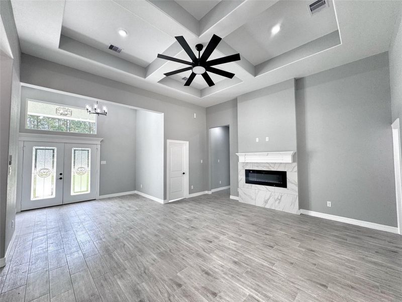 l images used are for illustrative purposes only and are intended to convey the concept and vision of the homes. They are for guidance only, may change as work progresses, and do not necessarily represent a true and accurate depiction of the finished product, and specifications may vary.